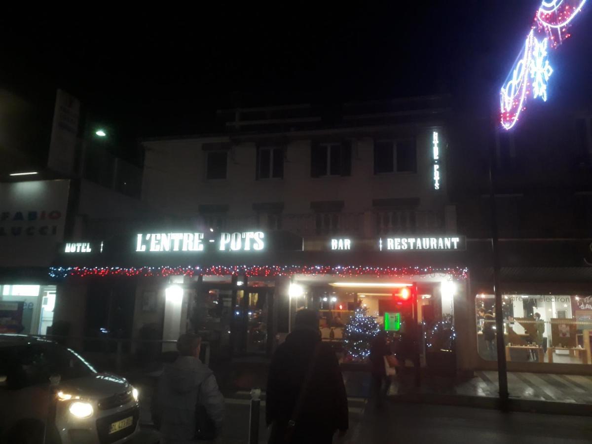 L'Entre-Pots Hotel Sartrouville Exterior photo